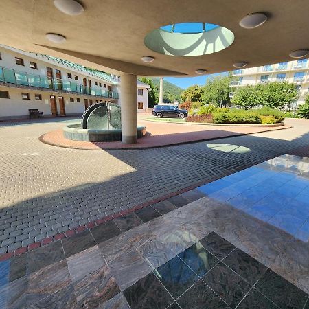 Kristoff Plaza Trencianske Teplice Trencin Exterior foto